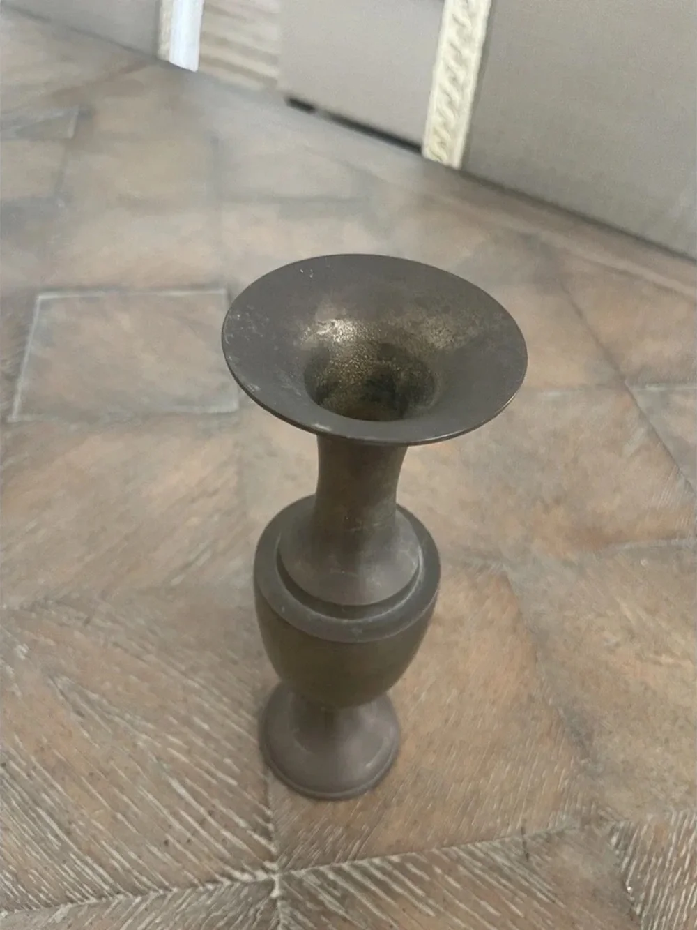 N/A elegant brass
